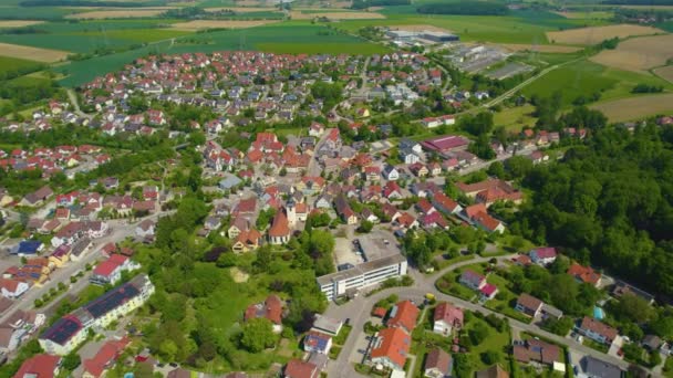 Vista Aérea Ciudad Kupferzell Alemania Una Mañana Soleada Primavera — Vídeos de Stock