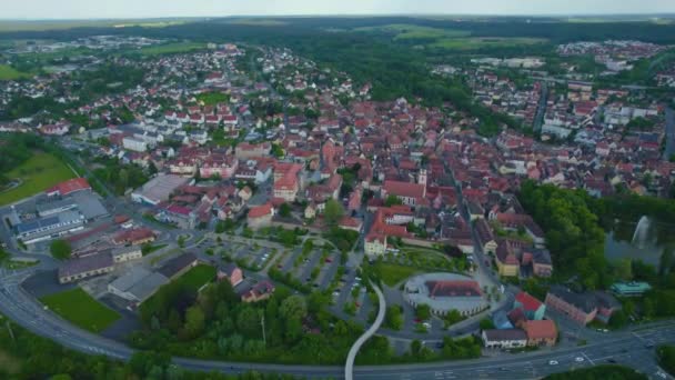 Vista Aérea Ciudad Neustadt Der Aisch Alemania Baviera Soleado Día — Vídeos de Stock
