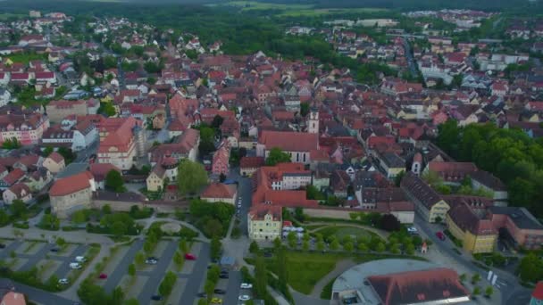 Luftaufnahme Der Stadt Neustadt Der Aisch Bayern Einem Sonnigen Frühlingstag — Stockvideo