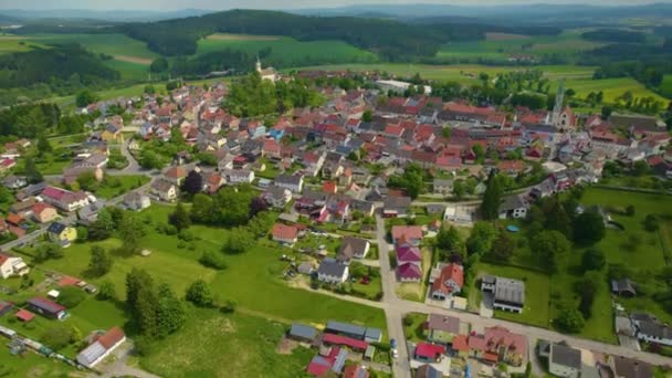 Almanya Daki Eski Bir Şehir Merkezinin Havadan Görünüşü Baharın Güneşli — Stok video