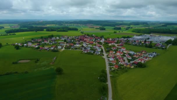 Vista Aérea Uma Cidade Alemanha Num Dia Ensolarado Primavera — Vídeo de Stock