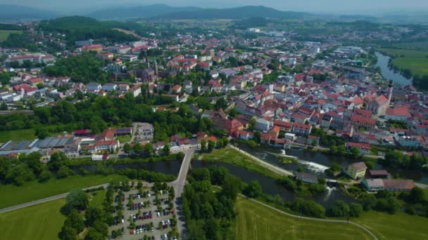 Luftaufnahme Einer Stadt Und Altstadt Deutschland Einem Sonnigen Frühlingstag — Stockvideo