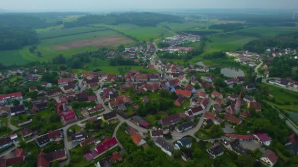 Vista Aérea Uma Cidade Alemanha Num Dia Ensolarado Primavera — Vídeo de Stock