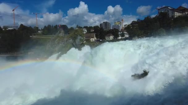 Sluiten Van Rijnwatervallen Waterval Zwitserland Een Zonnige Dag Zomer — Stockvideo