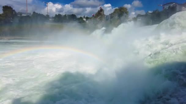 Закрытие Рейнского Водопада Водопада Швейцарии Солнечный Летний День — стоковое видео