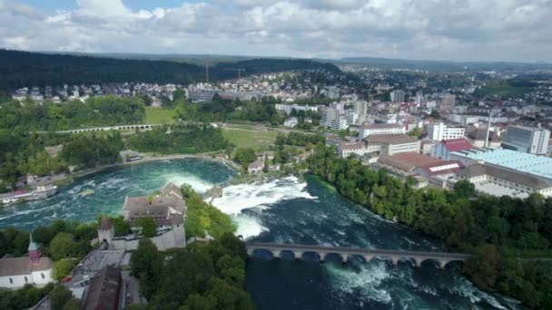Αεροφωτογραφία Του Rhein Falls Καταρράκτη Στην Ελβετία Μια Ηλιόλουστη Μέρα — Αρχείο Βίντεο