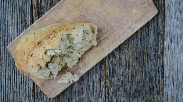 Pão de pimenta no backgroun de madeira rústica — Fotografia de Stock