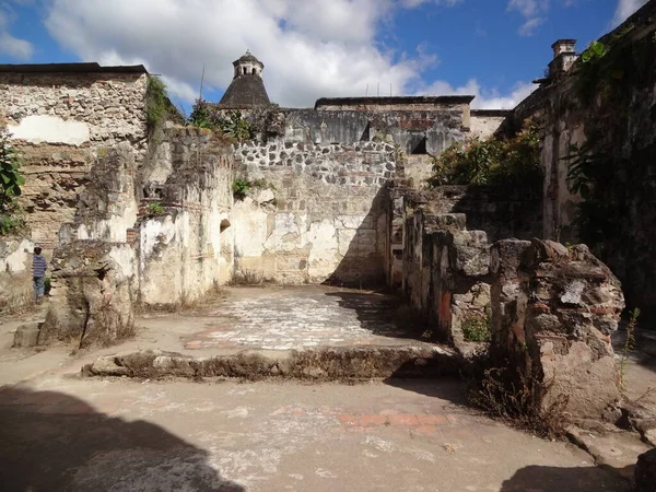 Hancur Gereja Kota Antigua Guatemala — Stok Foto
