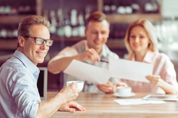 Geschäftsessen im Restaurant — Stockfoto