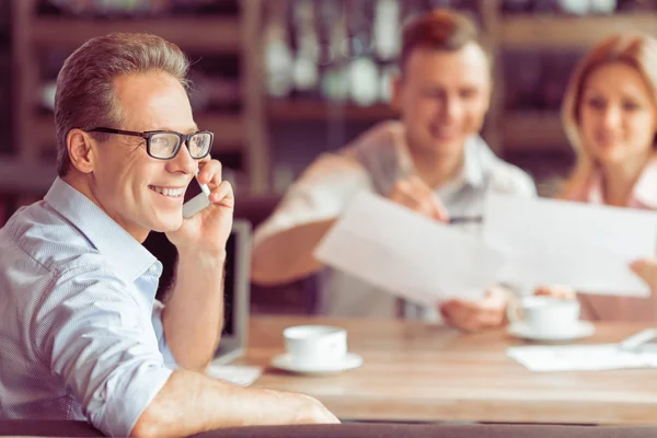 Geschäftsessen im Restaurant — Stockfoto