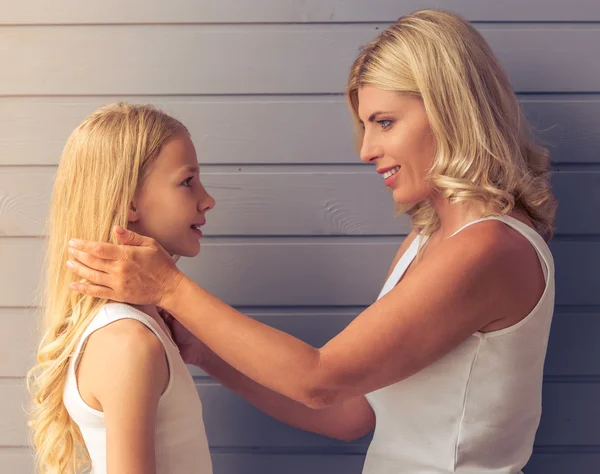 Mamma och dotter — Stockfoto