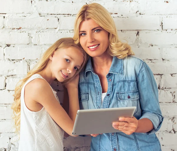 Mamma e figlia — Foto Stock