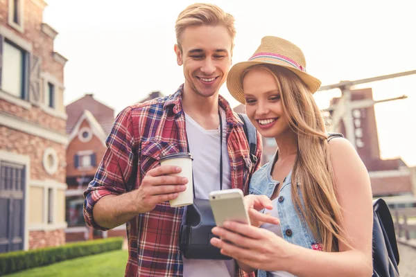 Beautiful young couple — Stock Photo, Image