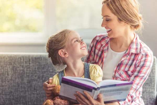 Mor och dotter — Stockfoto