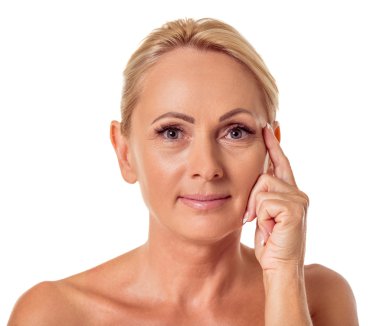 Güzel orta yaşlı kadın.