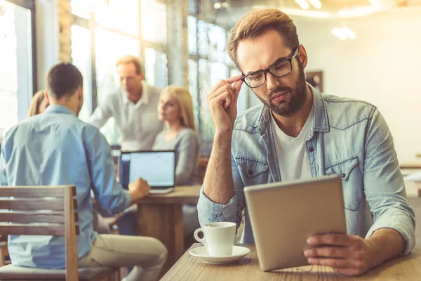 Gente de negocios trabajando — Foto de Stock