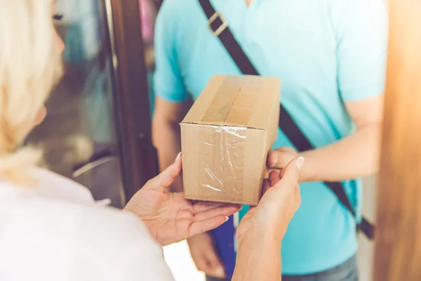 Beautiful woman moving — Stock Photo, Image