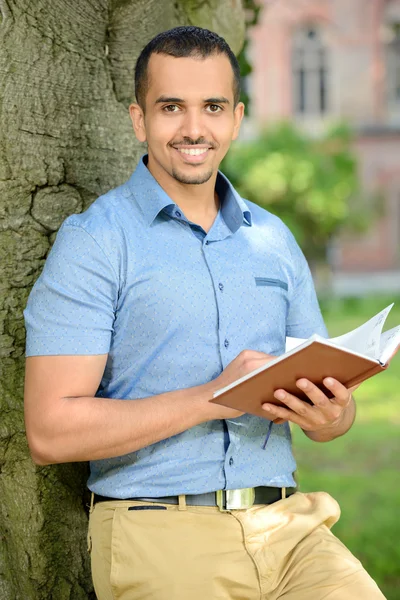 Student v parku — Stock fotografie