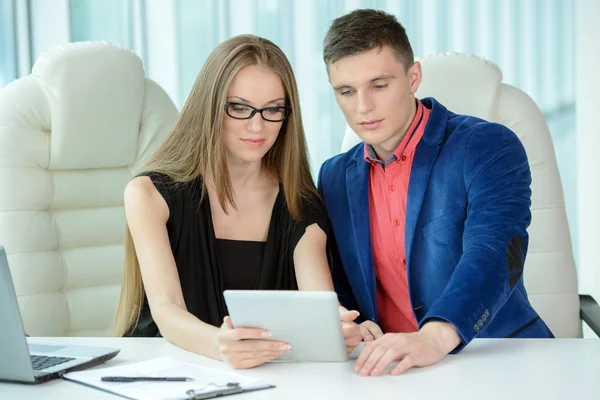 Geschäftsleute — Stockfoto