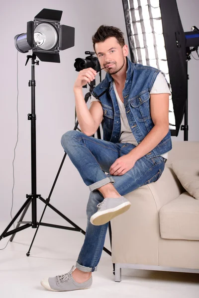 Fotógrafo en el trabajo — Foto de Stock