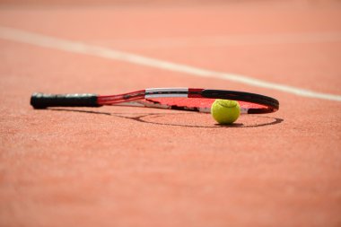 Tenis kortu