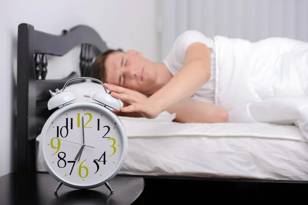 Man sover — Stockfoto