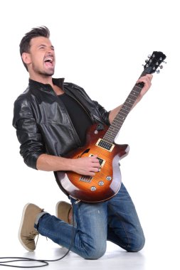 Gitar Oynatıcı