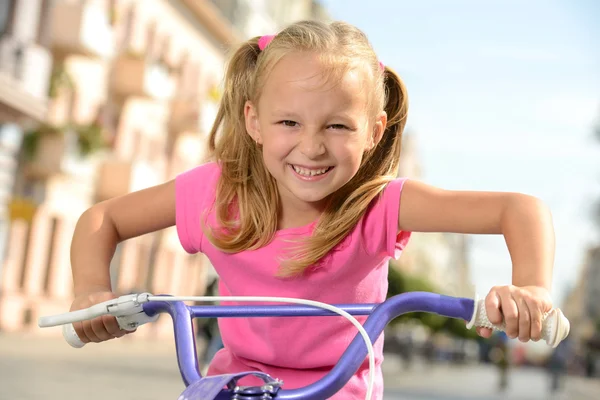 Straat fiets — Stockfoto