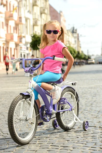 Straat fiets — Stockfoto