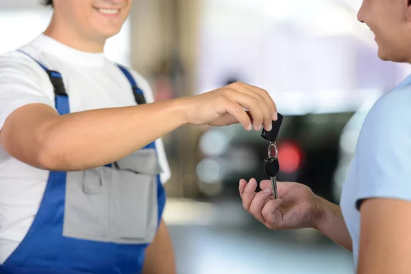 Serviço de carro — Fotografia de Stock