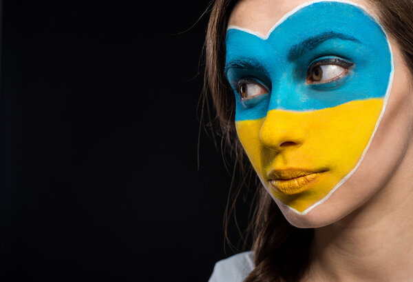 Face art. Flags.