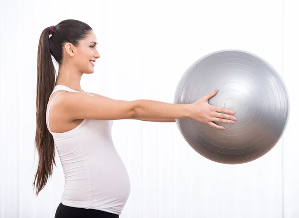 Mujer embarazada. — Foto de Stock