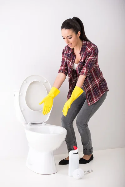 Housewife. Toilet. — Stock Photo, Image