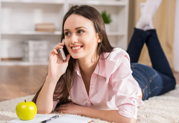 Woman at home — Stock Photo, Image