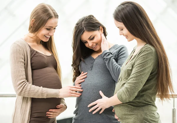 Zwangere vrouwen — Stockfoto