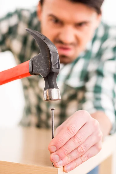 Haus reparieren — Stockfoto