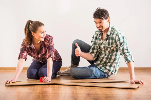 Haus reparieren — Stockfoto