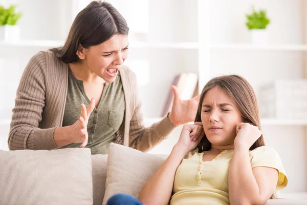 Mother and daughter — Stock Photo, Image