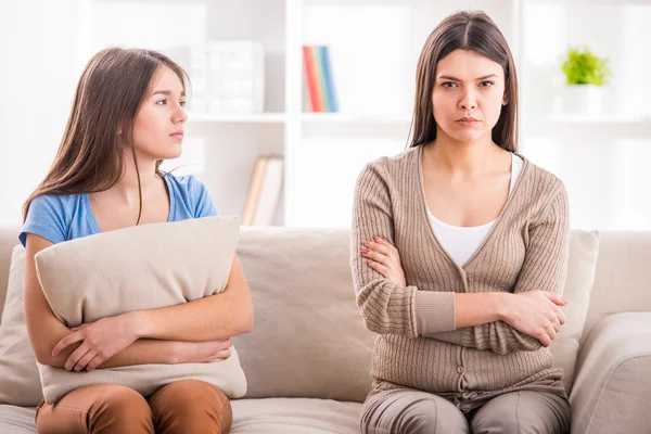 Mother and daughter — Stock Photo, Image