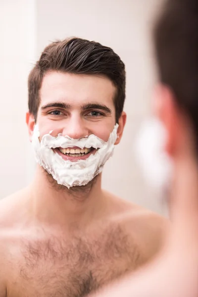 Shaving with fun — Stock Photo, Image