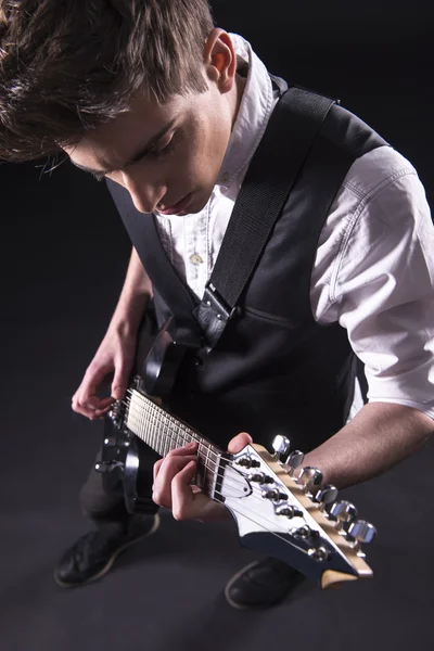 Man with guitar — Stock Photo, Image