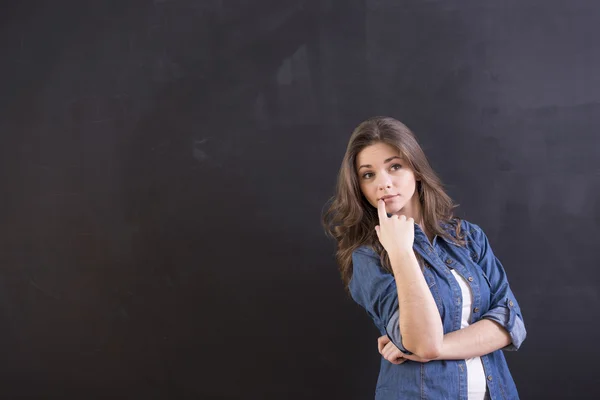 Mujer joven —  Fotos de Stock