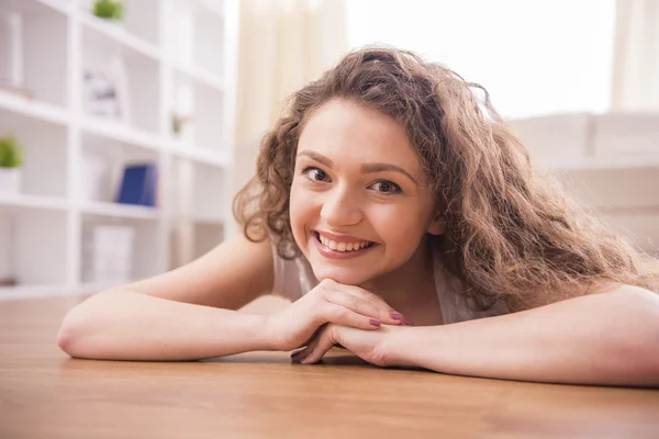 Girl at home — Stock Photo, Image