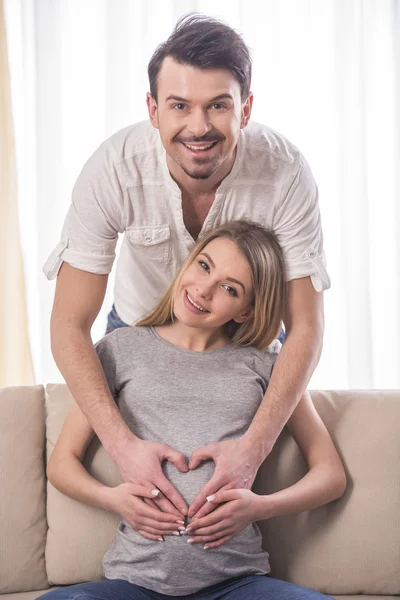 Mujer embarazada. — Foto de Stock