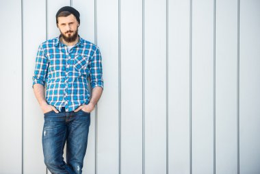 Sakallı Adam