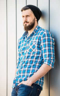 Sakallı Adam