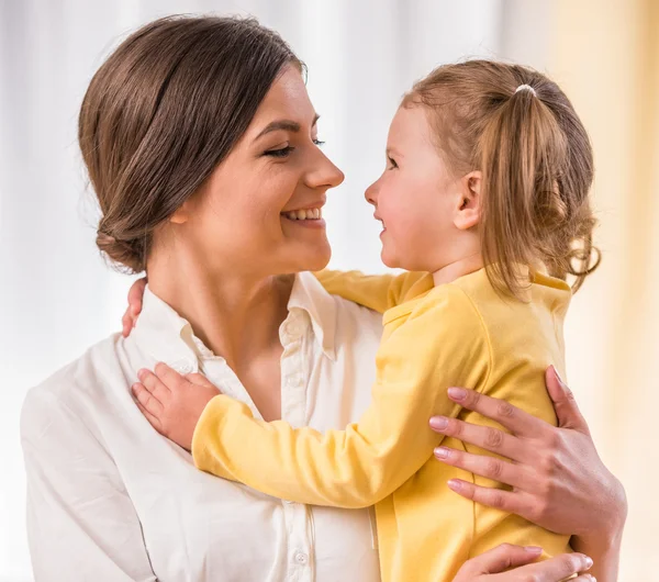 Happy family — Stock Photo, Image