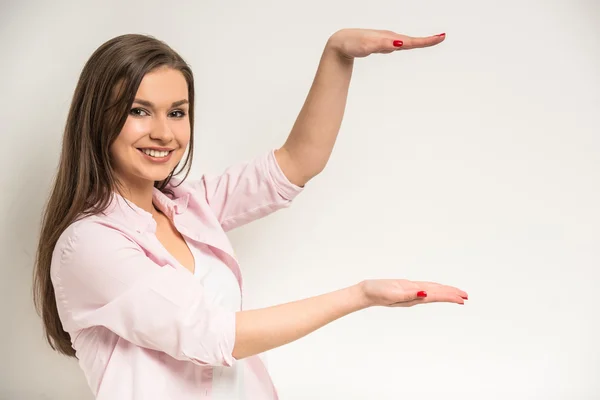 Young beautiful girl — Stock Photo, Image