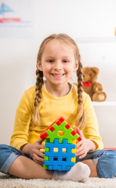 Lego ev kızla