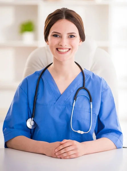 Médica feminina — Fotografia de Stock